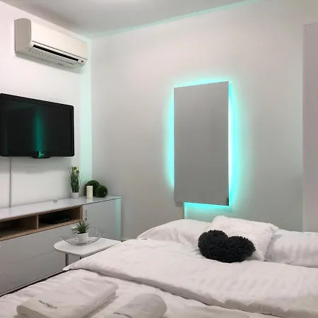 Modern Center Studio Under The Castle Ii Free Parking Appartement *